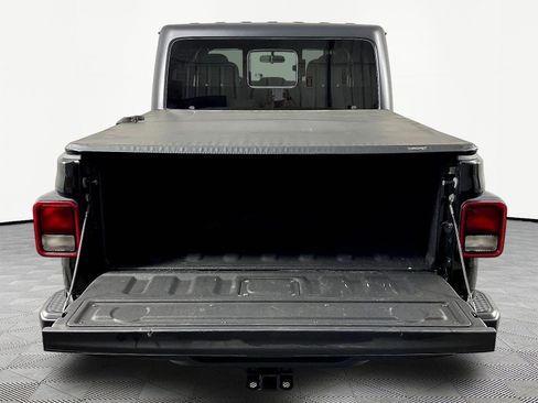Used 2021 Jeep Gladiator Sport AWD/4WD image 7
