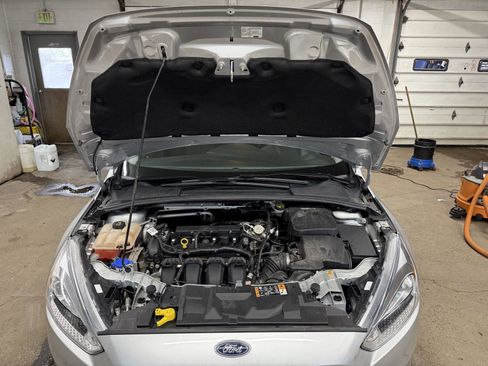 Used 2016 Ford Focus SE image 30