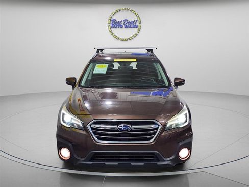 Used 2019 Subaru Outback 3.6R Touring AWD/4WD image 9