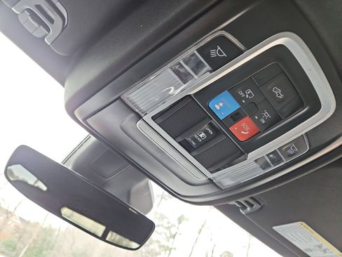 Used 2025 RAM 1500 Big Horn image 29