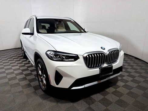 Used 2024 BMW X3 xDrive30i w/ Convenience Package AWD/4WD image 2