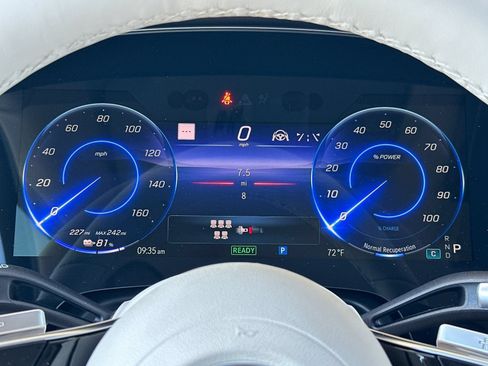 New 2026 Mercedes-Benz EQS 400 4MATIC SUV image 29