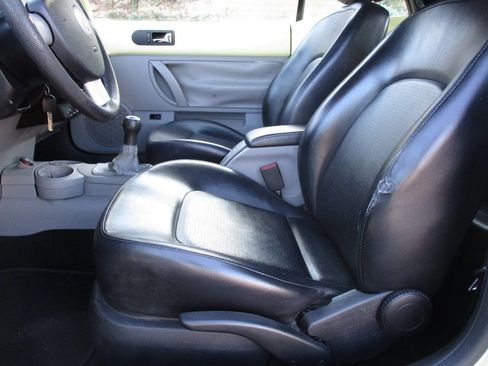 Used 2003 Volkswagen Beetle GLS image 48