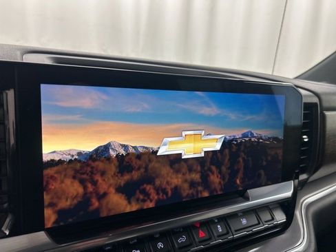 Used 2023 Chevrolet Silverado 1500 High Country w/ LPO, Dark Essentials Package image 15