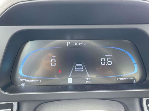 Used 2025 Hyundai Elantra Sport FWD image 24