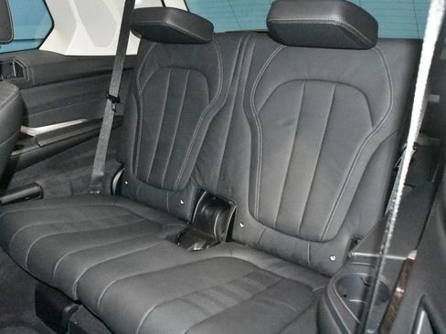 Used 2019 BMW X7 xDrive50i w/ Premium Package AWD/4WD image 27