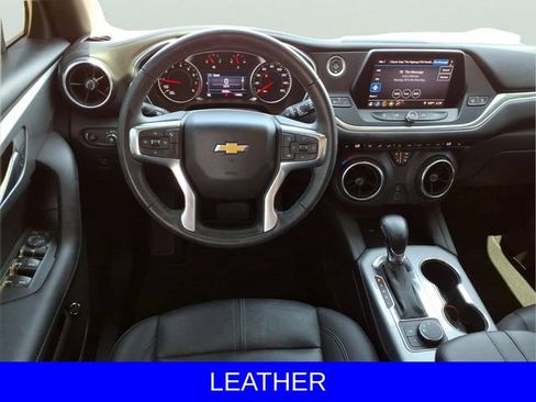 Used 2022 Chevrolet Blazer LT FWD image 5