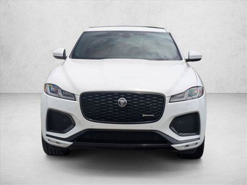 Used 2023 Jaguar F-PACE R-Dynamic S AWD/4WD image 2