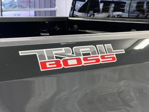 Used 2022 Chevrolet Silverado 1500 LT Trail Boss image 51