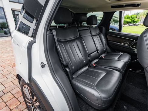 Used 2023 Land Rover Range Rover SE AWD/4WD image 40