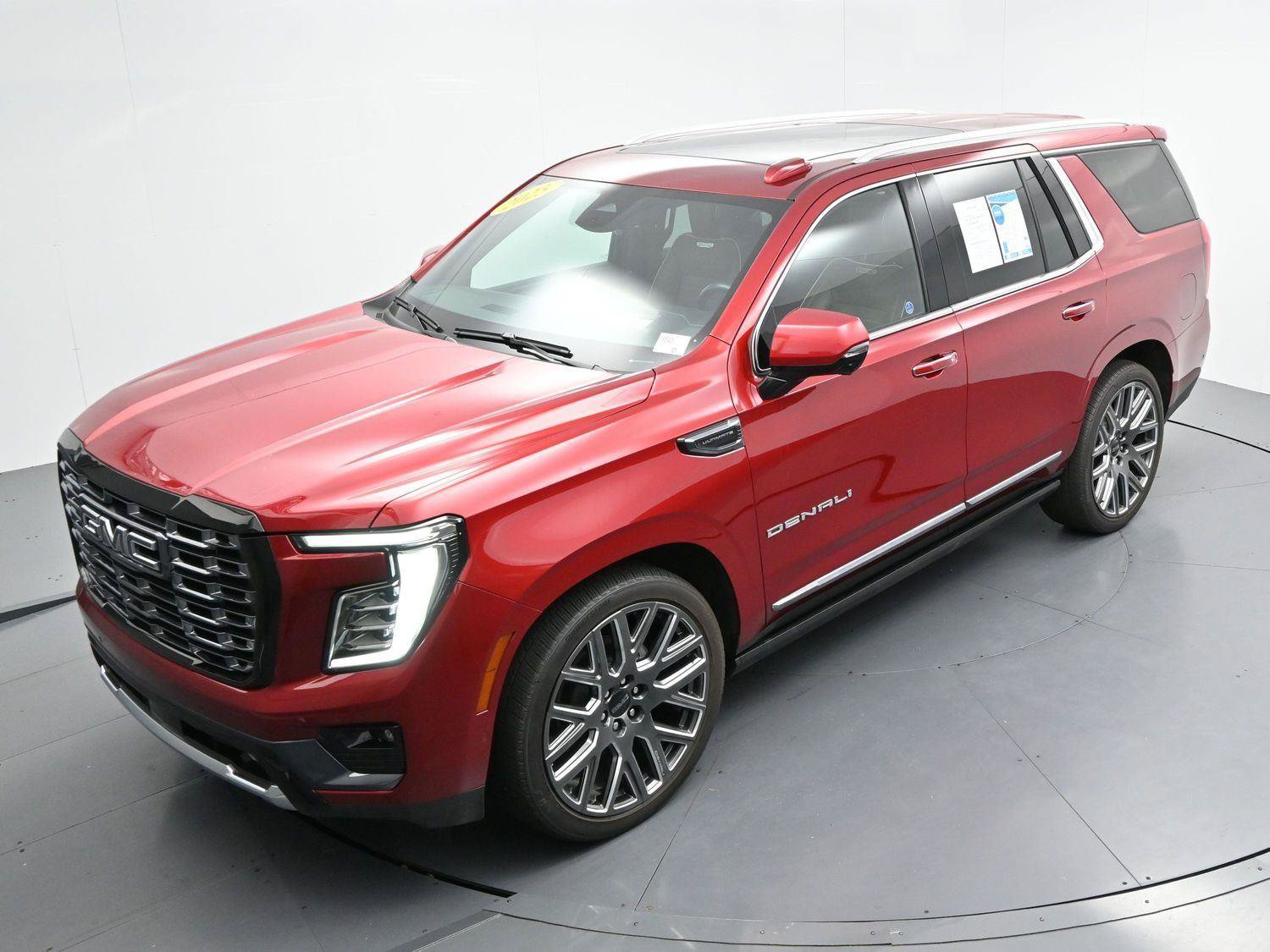 Used 2025 GMC Yukon Denali Ultimate AWD/4WD image 50