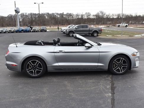 Used 2021 Ford Mustang Premium image 13