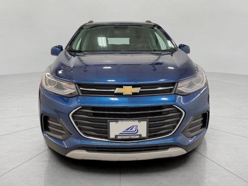 Used 2019 Chevrolet Trax LT w/ LT Convenience Package image 13