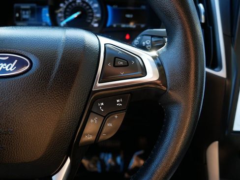 Certified 2024 Ford Edge SEL image 19