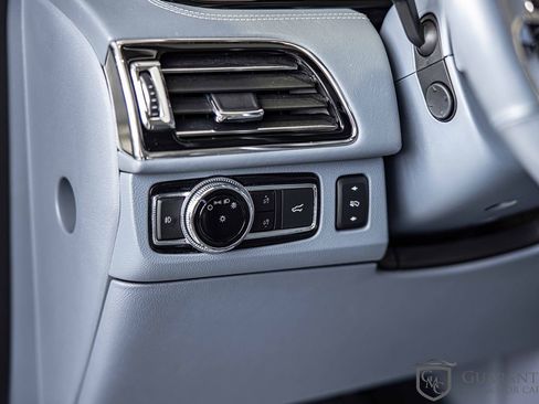 Used 2020 Lincoln Navigator Black Label w/ Cargo Convenience Package image 22