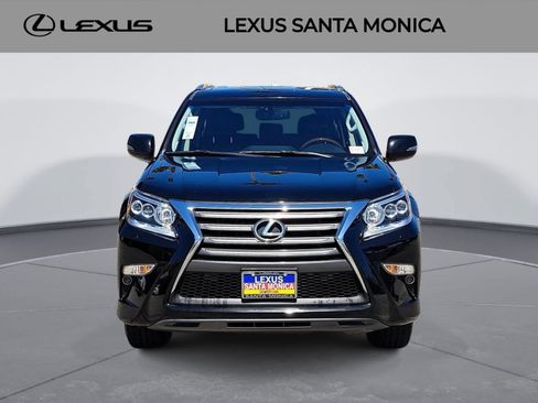 Used 2018 Lexus GX 460 Premium w/ Premium Package AWD/4WD image 2
