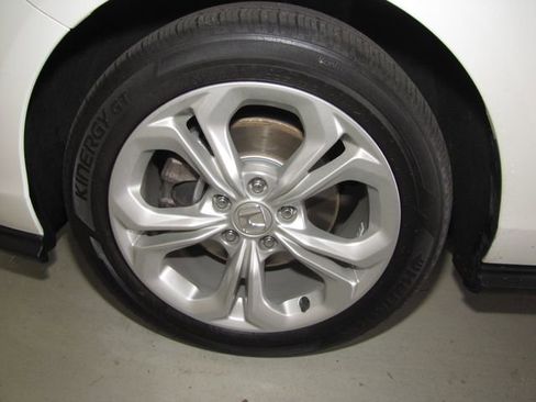 Certified 2024 Honda Accord LX image 24