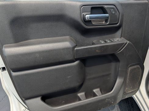 Used 2023 Chevrolet Silverado 1500 Custom Trail Boss w/ LPO, Dark Essentials Package AWD/4WD image 15
