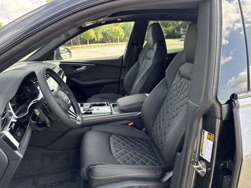 New 2026 Audi SQ8 Premium Plus AWD/4WD image 19