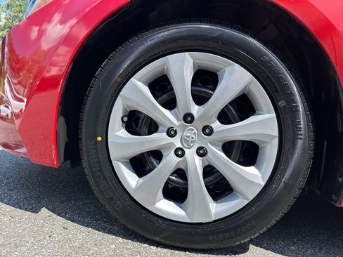 Used 2021 Toyota Corolla LE image 27