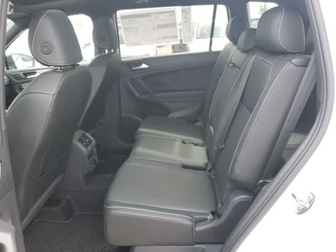 Used 2024 Volkswagen Tiguan SE R-Line FWD image 26