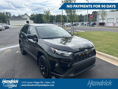Used 2025 Toyota RAV4 LE FWD image 1