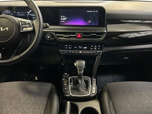 Used 2024 Kia Seltos S image 12