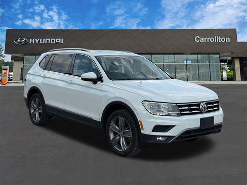 Used 2020 Volkswagen Tiguan SEL AWD/4WD image 3