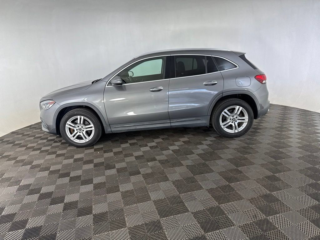 Used 2021 Mercedes-Benz GLA 250 4MATIC image 9