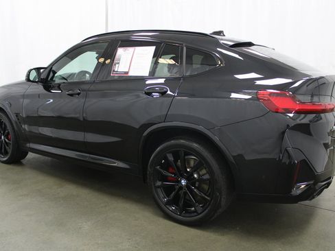 Used 2024 BMW X4 M40i w/ Premium Package image 8