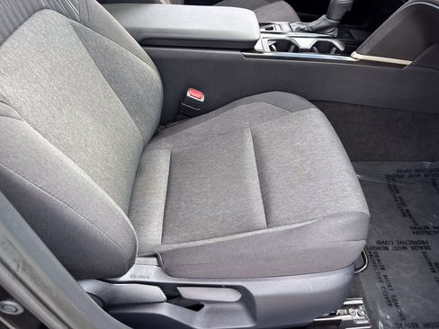 Used 2025 Toyota Camry LE FWD image 34
