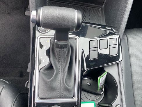 Certified 2023 Kia Sportage X-Line image 9