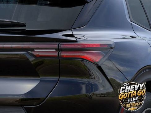New 2026 Chevrolet Equinox EV LT FWD image 11