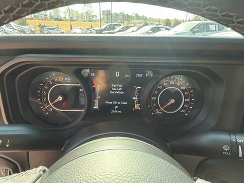 Used 2025 Jeep Gladiator Rubicon image 29