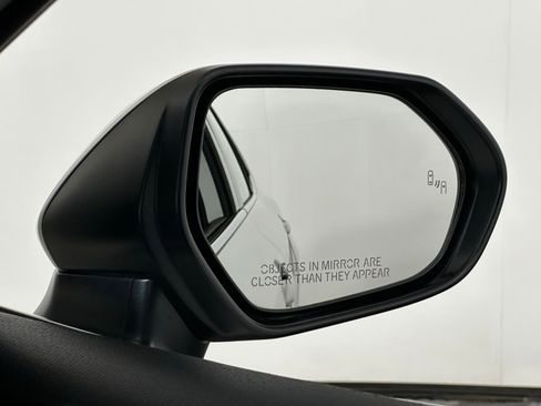 Used 2022 Toyota Camry XLE w/ Cold Weather Package FWD image 25