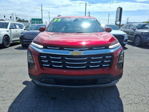 Used 2025 Chevrolet Equinox LT w/ Convenience Package II FWD image 2