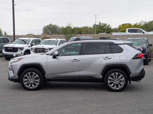 Used 2023 Toyota RAV4 XLE Premium image 2