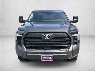 Used 2022 Toyota Tundra SR5 w/ SR5 Convenience Package AWD/4WD video 2