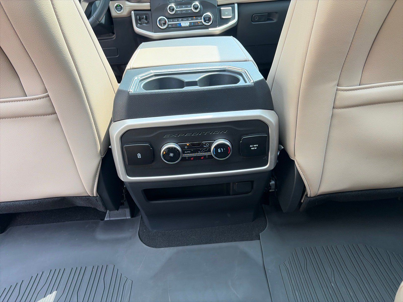 Used 2023 Ford Expedition Limited AWD/4WD image 14