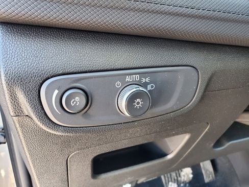 Used 2026 Chevrolet TrailBlazer LT w/ LT Cold Weather Package image 12