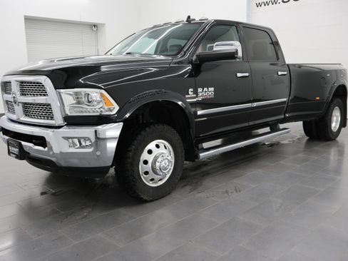 Used 2018 RAM 3500 Laramie image 7