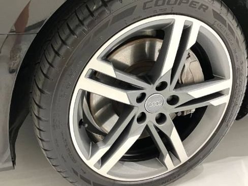 Used 2018 Audi A4 2.0T Premium Plus w/ Premium Plus Package AWD/4WD image 16