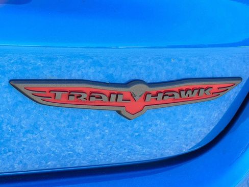 Used 2022 Jeep Compass Trailhawk w/ Trailhawk Elite Group AWD/4WD image 2