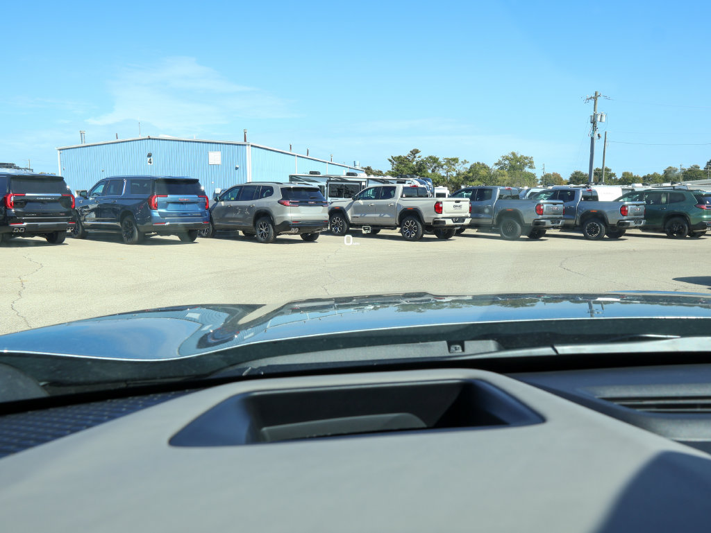 New 2027 GMC Acadia Elevation w/ Elevation Premium Package FWD image 24