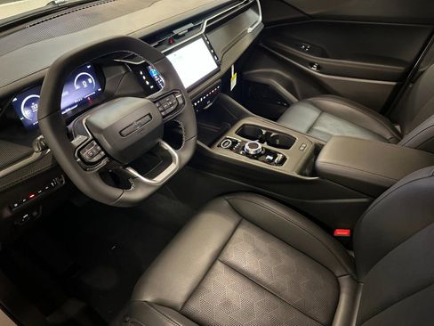 New 2026 Jeep Cherokee Overland w/ Advanced Pro Tech Group AWD/4WD image 9