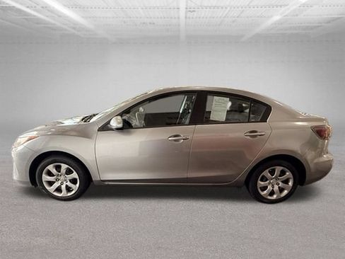 Used 2013 MAZDA MAZDA3 i Sport FWD image 4
