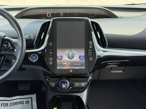 Used 2019 Toyota Prius Limited FWD image 22