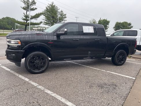 Used 2022 RAM 2500 Laramie AWD/4WD image 16