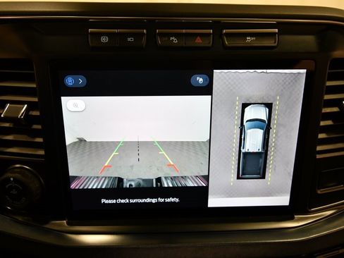 Used 2024 Ford F350 Limited image 25