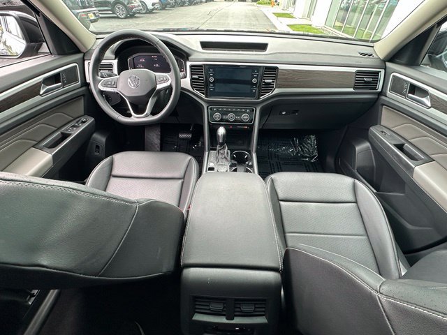 Certified 2023 Volkswagen Atlas SE w/ Panoramic Sunroof Package AWD/4WD image 30